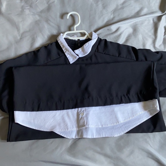 Dress with collar - Picture 2 of 3